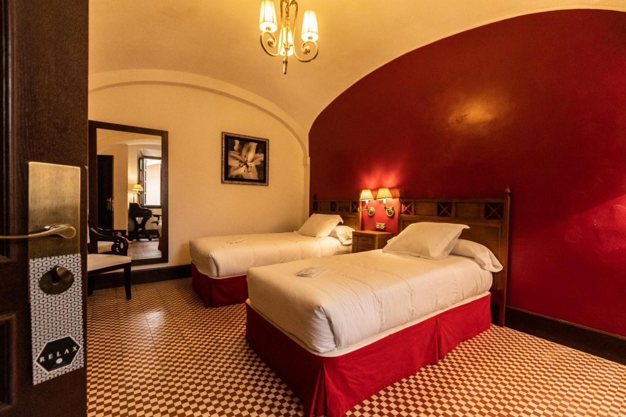 Hotel Rural Olivenza Palacio Exterior photo