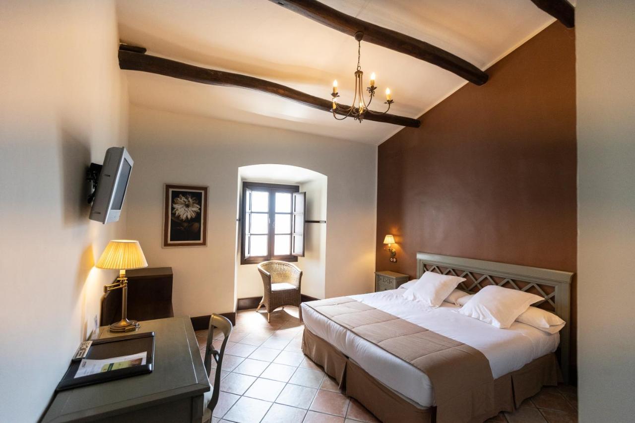 Hotel Rural Olivenza Palacio Exterior photo