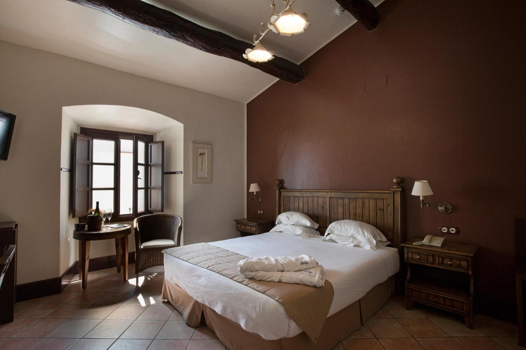 Hotel Rural Olivenza Palacio Room photo